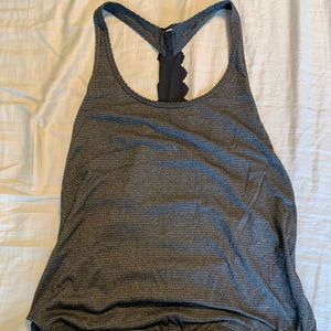 Lululemon Tank sz 6